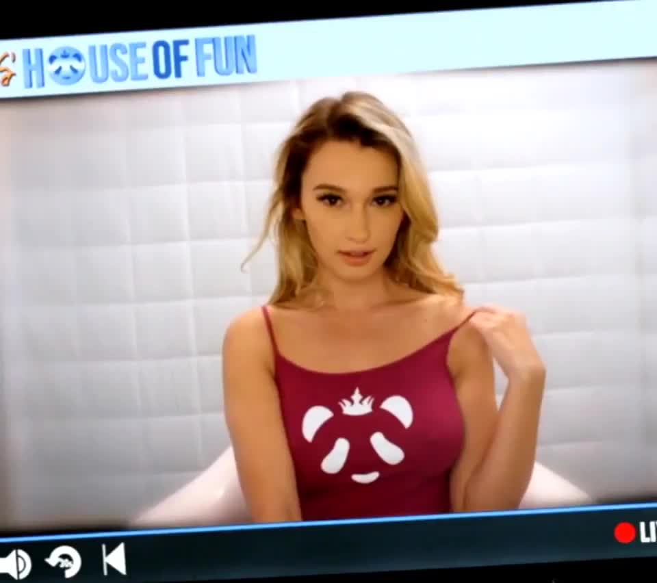 Karolina Benefield In Funhouse Video On Porn Imgur