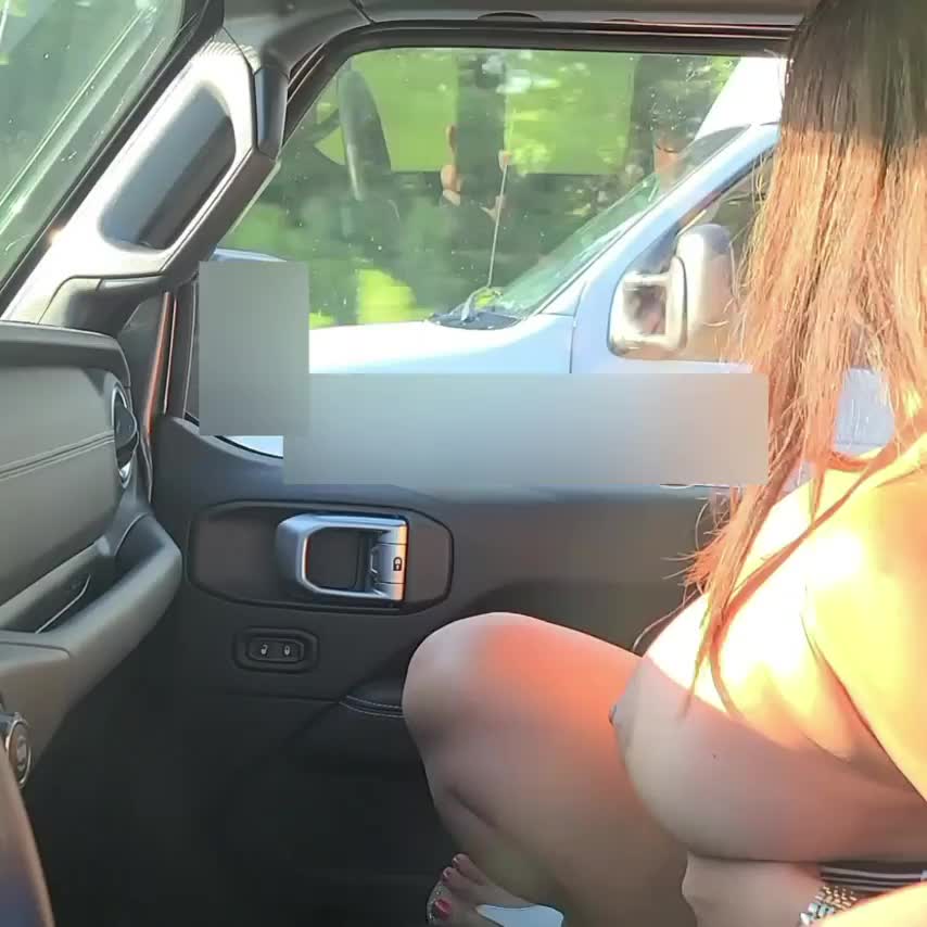 Flashing Tits To Truckers