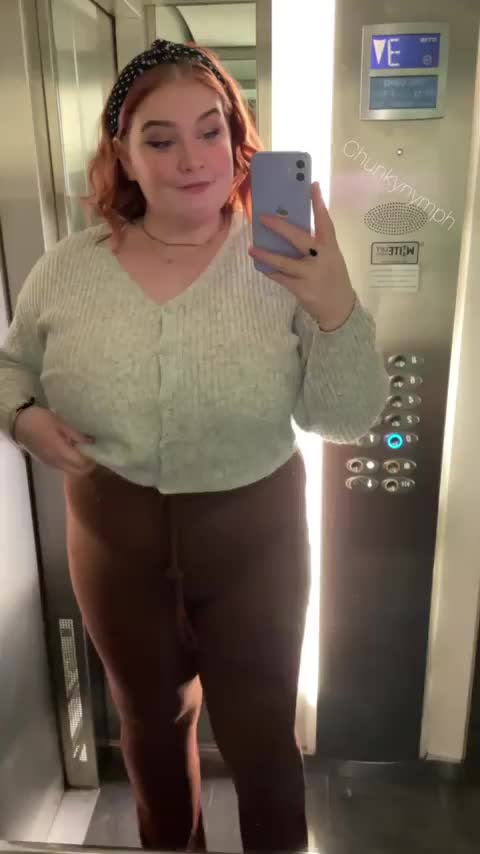 Elevator Flashing Porn - A Quick Flash In An Elevator Video on Porn imgur