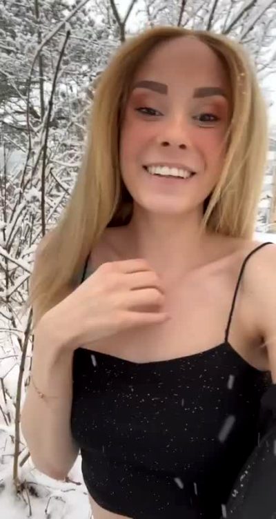 A Norwegian Teen In Her Natural Habitat 🥰💕