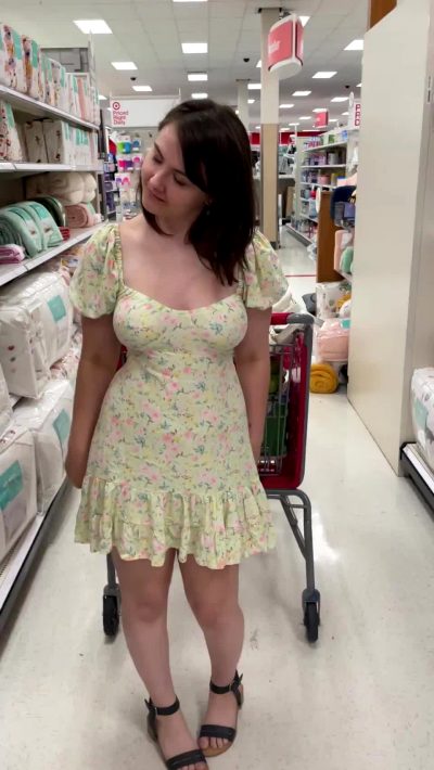 Flashing At Target.. What A Thrill!
