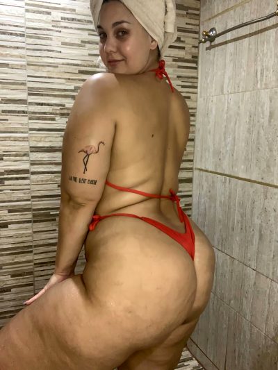 Just Took A Shower And Go So Horny I Wanted To Show Off My Thick Body On Reddit 🙈