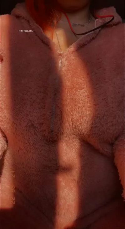 Milf Tits Morning Reveal Drop
