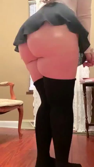 My Thighs Are Thick And My Ass Is Jiggly❤️
