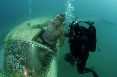 Underwater Corpse Retrieval Training.