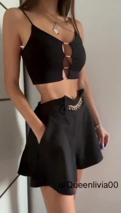 Would You Bring Me Out For A Date With This Outfit?