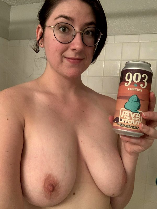 java-the-hutt-stout-from-903-12-6-abv-its-a-great-one-and-definitely-good-in-a-shower-f09f9881_001